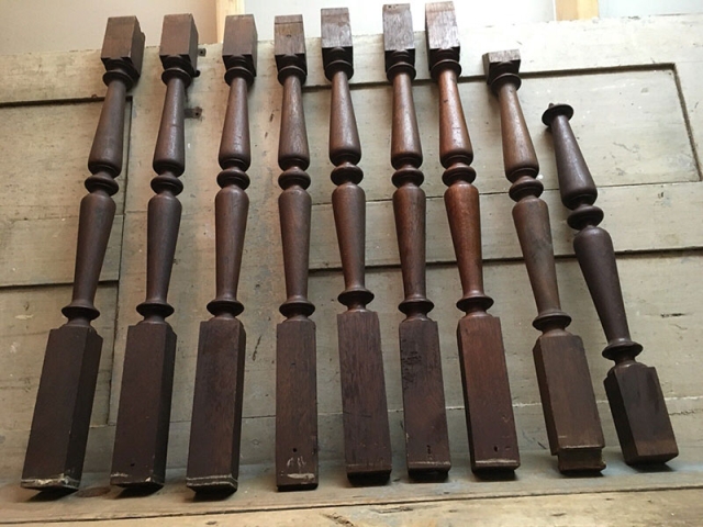 小型數控木工車床應用示例 小型數控木工車床應用示例