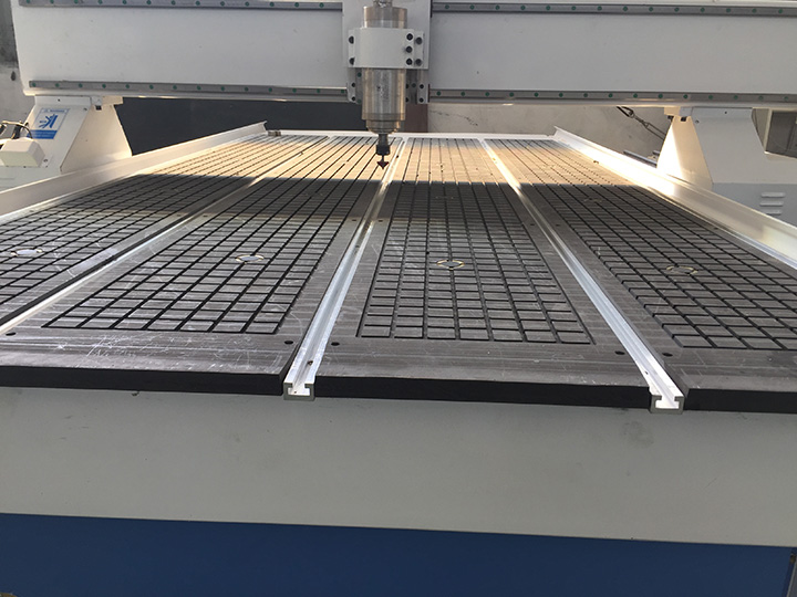 旋轉數控雕刻機的真空和 T 型槽工作臺 旋轉數控雕刻機的真空和 T 型槽工作臺