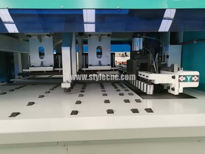 全自動數控鉆孔機 全自動數控鉆孔機