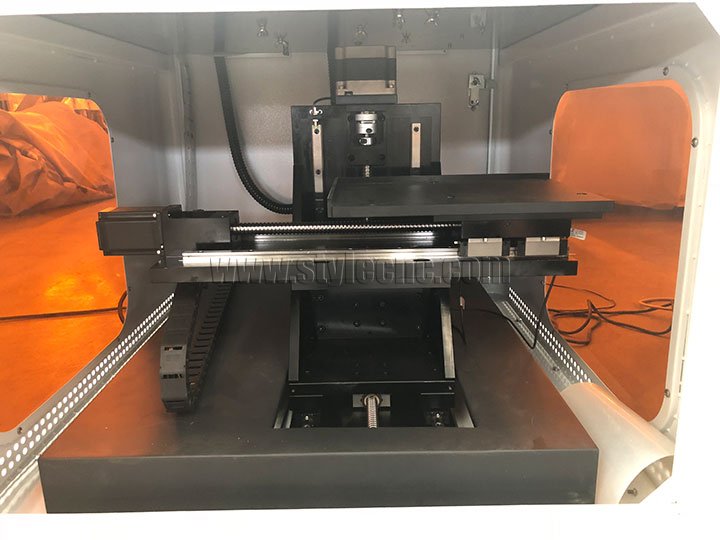 所有軸傳動采用高精度滾珠絲杠, 3D 激光雕刻機 所有軸傳動采用高精度滾珠絲杠, 3D 激光雕刻機