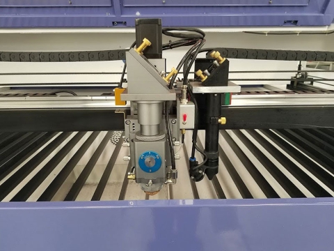 金屬和非金屬雙頭激光雕刻機