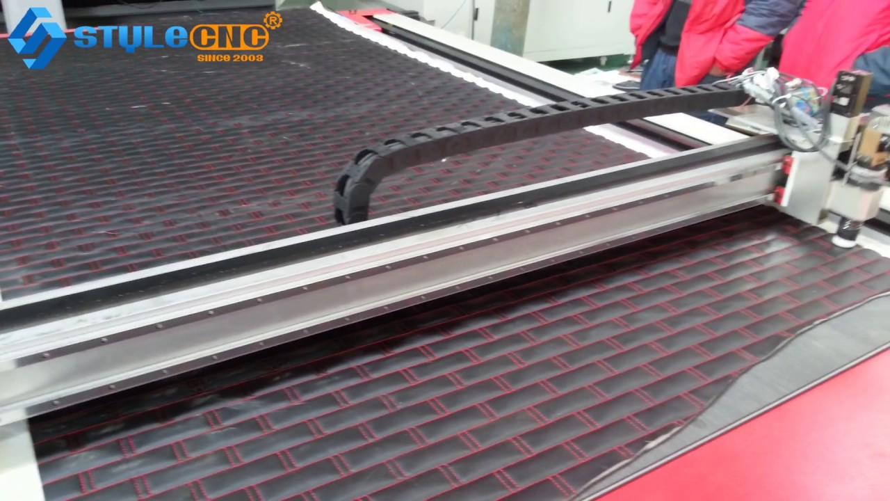 數(shù)控汽車座椅振動刀切割機 數(shù)控汽車座椅振動刀切割機