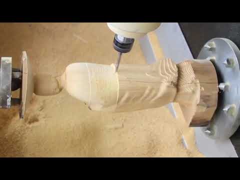 小型數(shù)控雕刻機，帶旋轉(zhuǎn)軸，用于3D加工